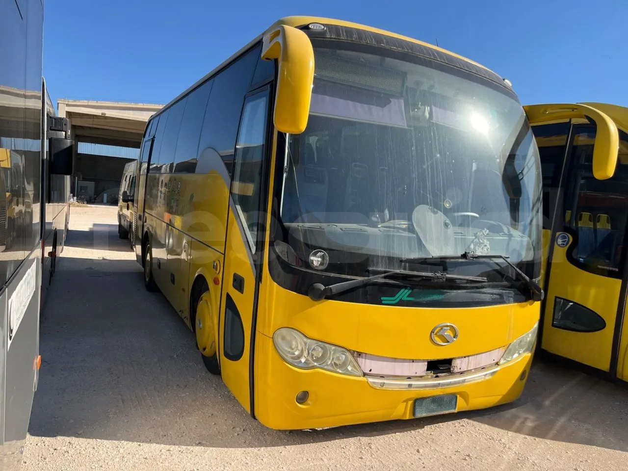 King Long XMQ6800 - Шкільний автобус: фото 1 King Long XMQ6800 - Шкільний автобус: фото 1