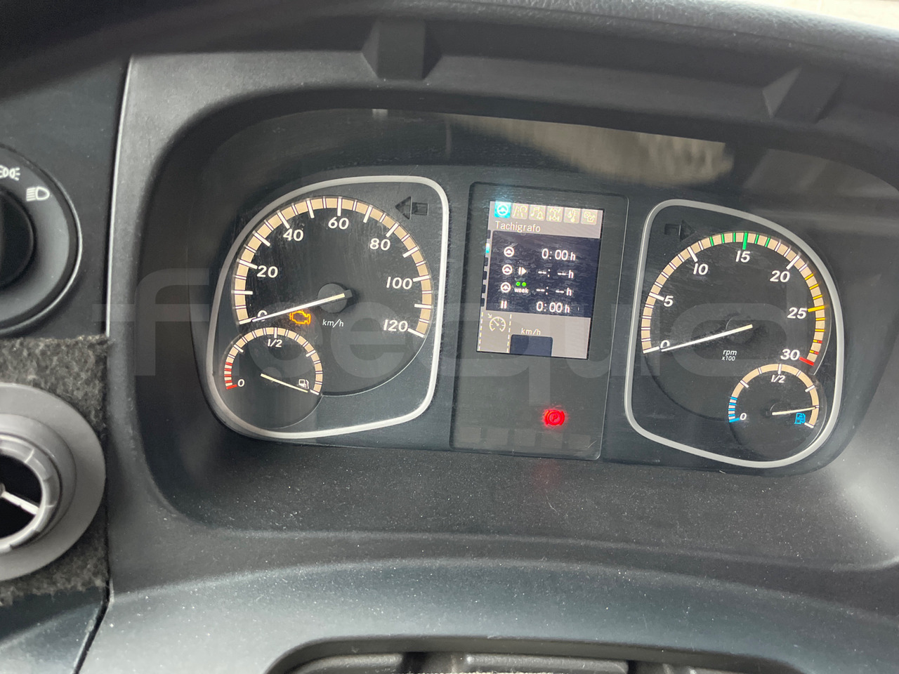 Mercedes-Benz Atego - Туристичний автобус: фото 3 Mercedes-Benz Atego - Туристичний автобус: фото 3