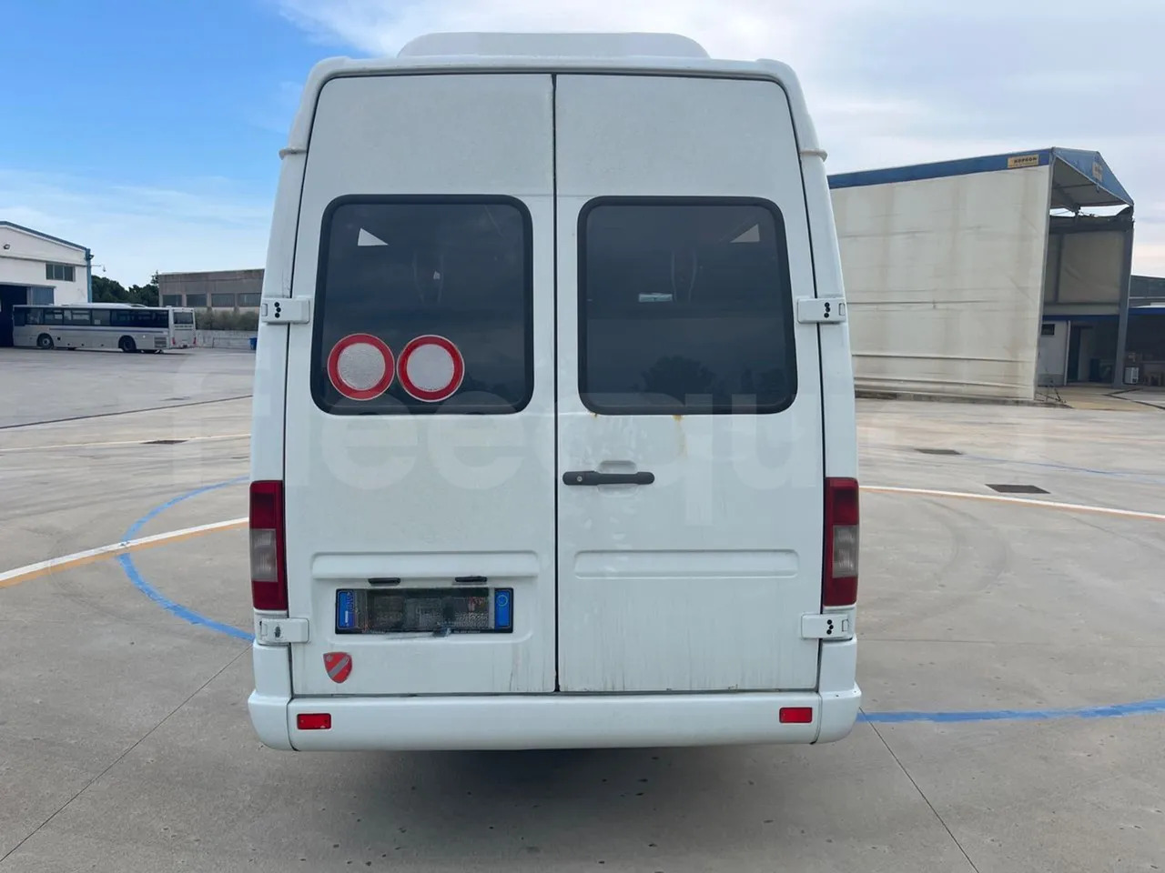 Mercedes-Benz Sprinter - Мікроавтобус, Пасажирський фургон: фото 5 Mercedes-Benz Sprinter - Мікроавтобус, Пасажирський фургон: фото 5