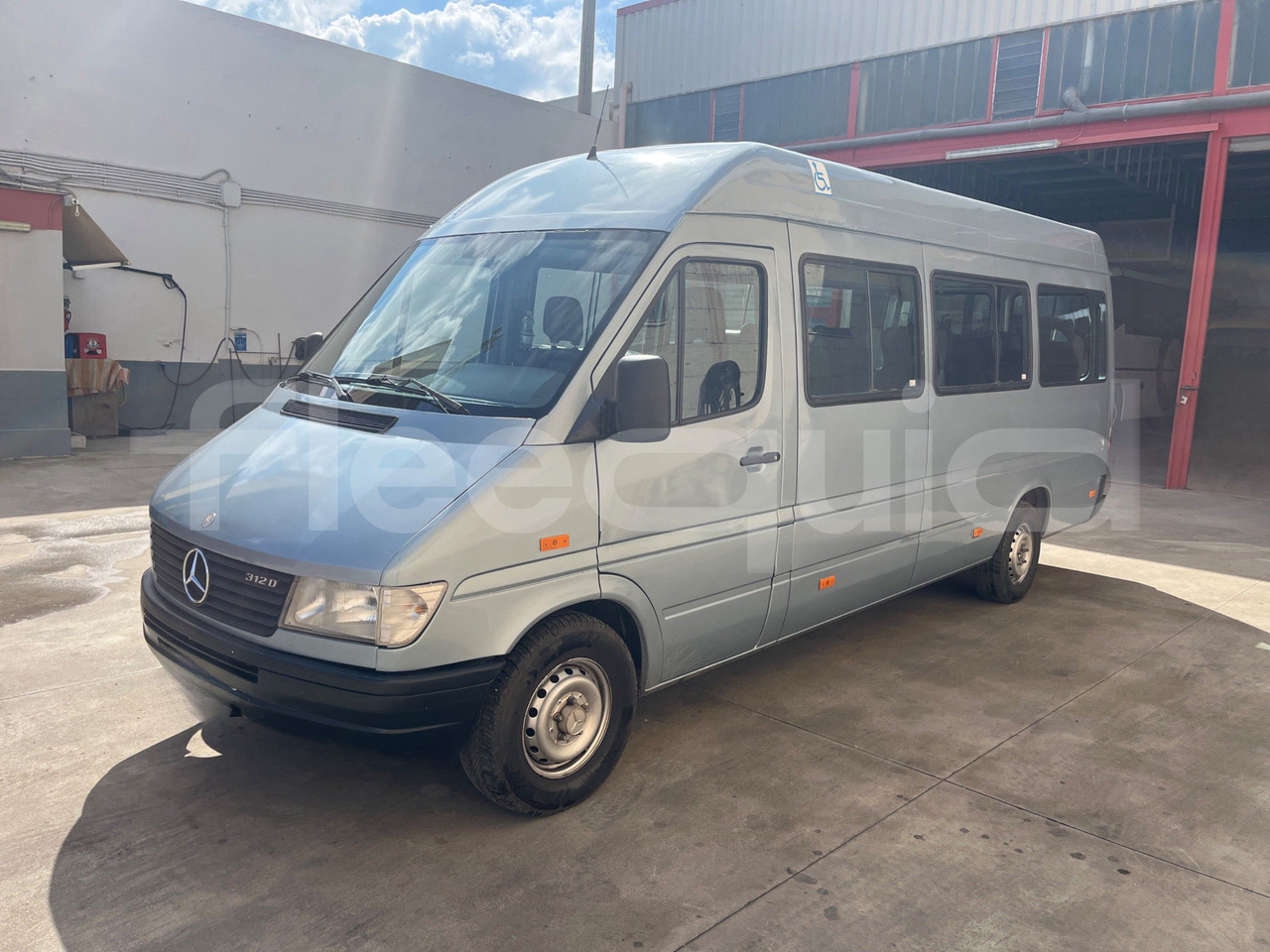Mercedes-Benz Sprinter - Приміський автобус: фото 4 Mercedes-Benz Sprinter - Приміський автобус: фото 4