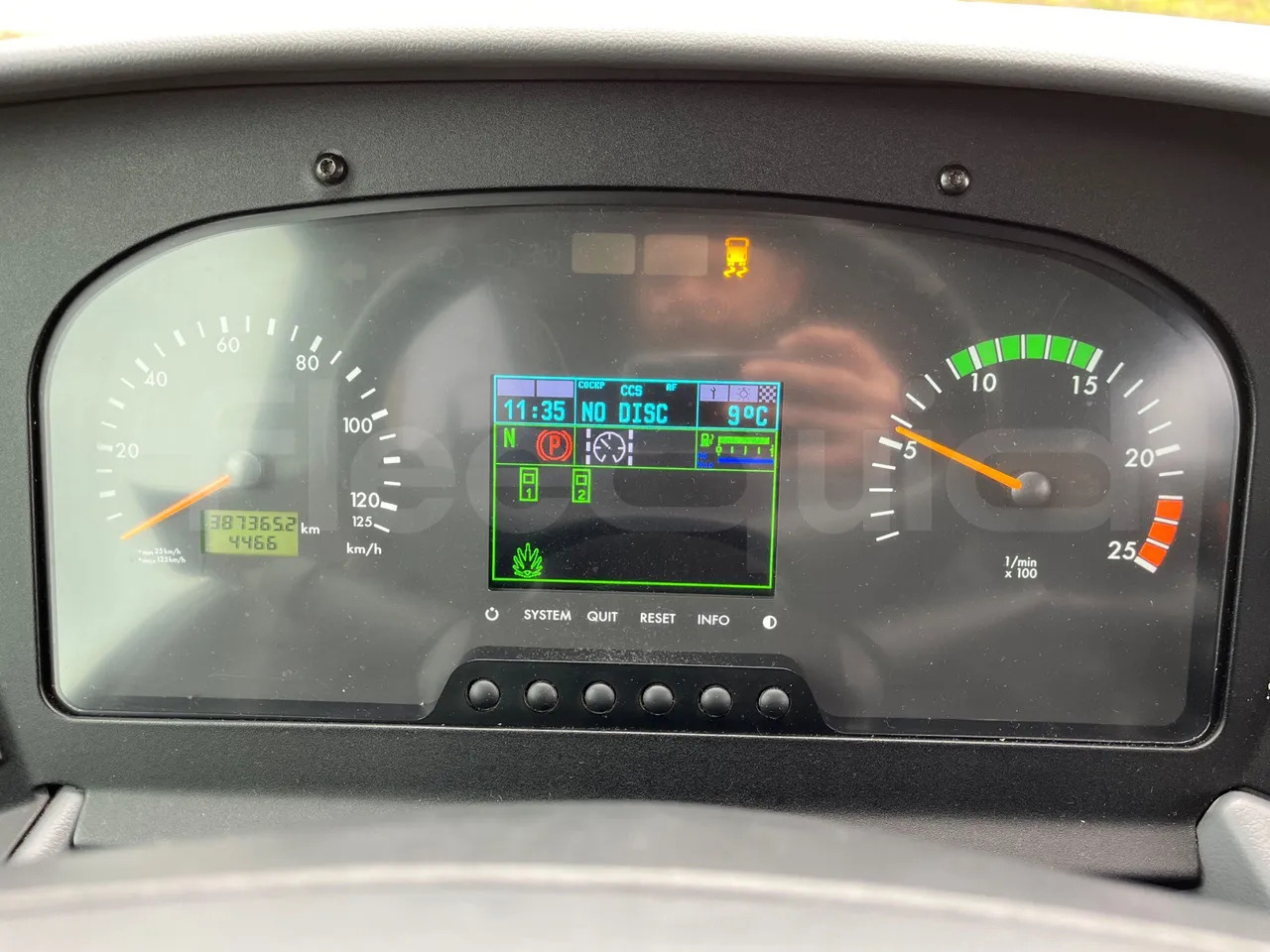 Mercedes-Benz Tourismo - Туристичний автобус: фото 3 Mercedes-Benz Tourismo - Туристичний автобус: фото 3