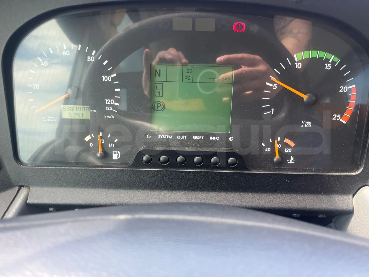 Mercedes-Benz Tourismo - Туристичний автобус: фото 2 Mercedes-Benz Tourismo - Туристичний автобус: фото 2