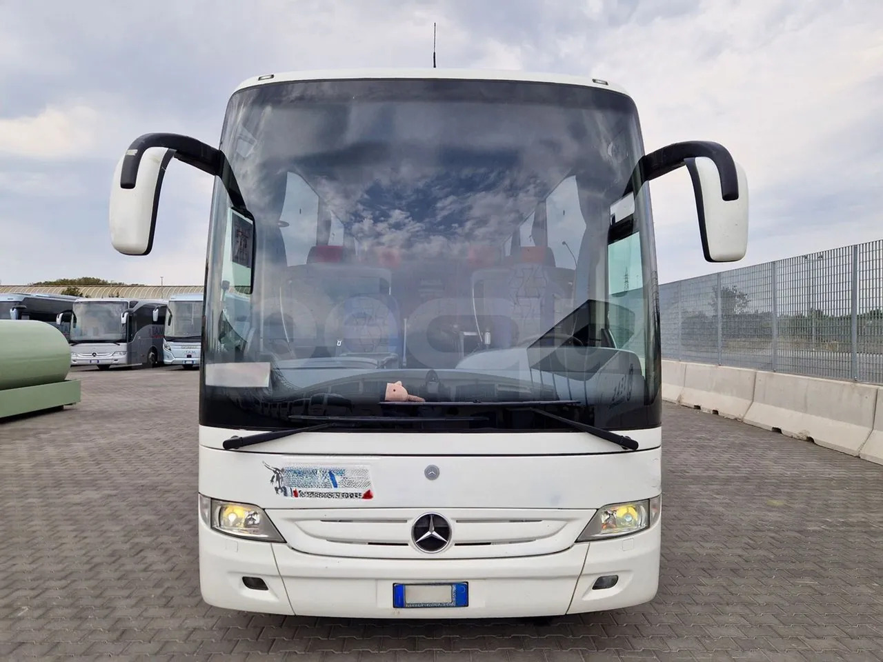 Mercedes-Benz Tourismo - Туристичний автобус: фото 2 Mercedes-Benz Tourismo - Туристичний автобус: фото 2