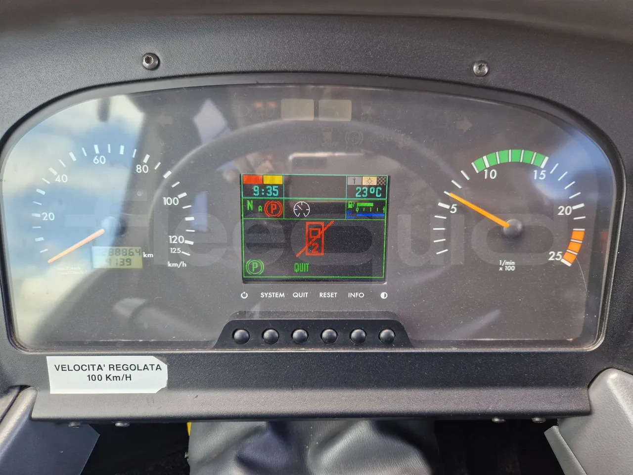 Mercedes-Benz Tourismo - Туристичний автобус: фото 3 Mercedes-Benz Tourismo - Туристичний автобус: фото 3