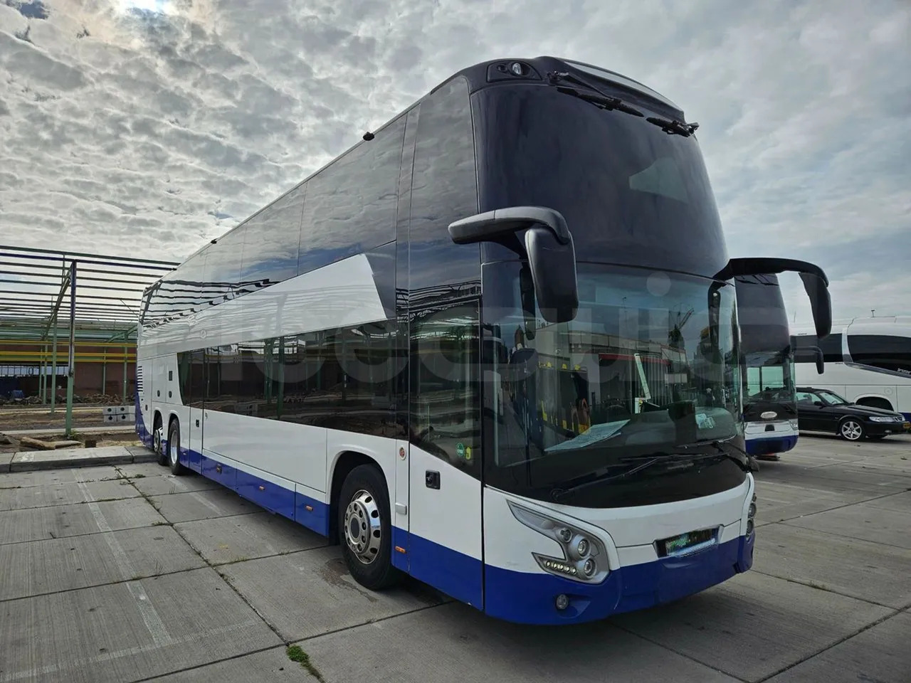 Vdl Futura - Двоповерховий автобус: фото 1 Vdl Futura - Двоповерховий автобус: фото 1