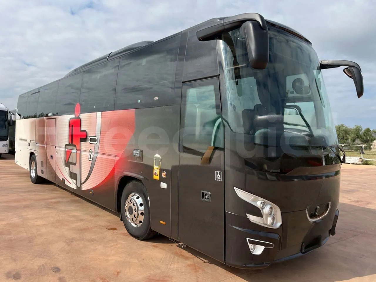 Vdl Futura - Туристичний автобус: фото 1 Vdl Futura - Туристичний автобус: фото 1