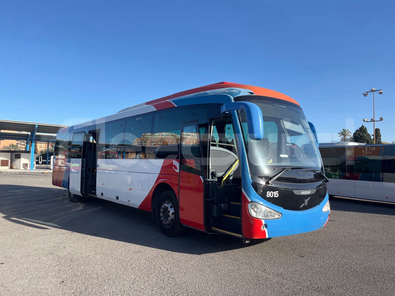 Volvo B9 - Туристичний автобус: фото 1 Volvo B9 - Туристичний автобус: фото 1