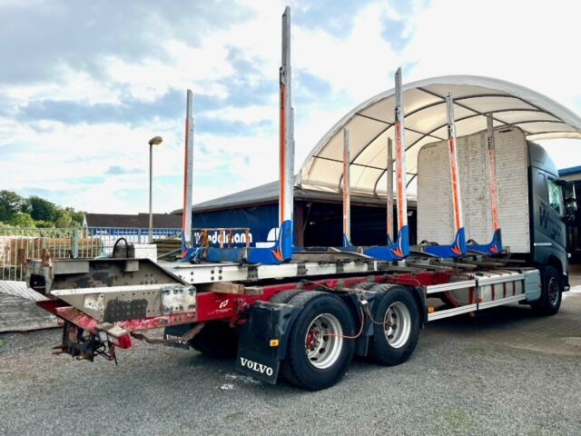ALUCAR Holzaufbau mit Rungen - Лісозаготівельна техніка: фото 1 ALUCAR Holzaufbau mit Rungen - Лісозаготівельна техніка: фото 1
