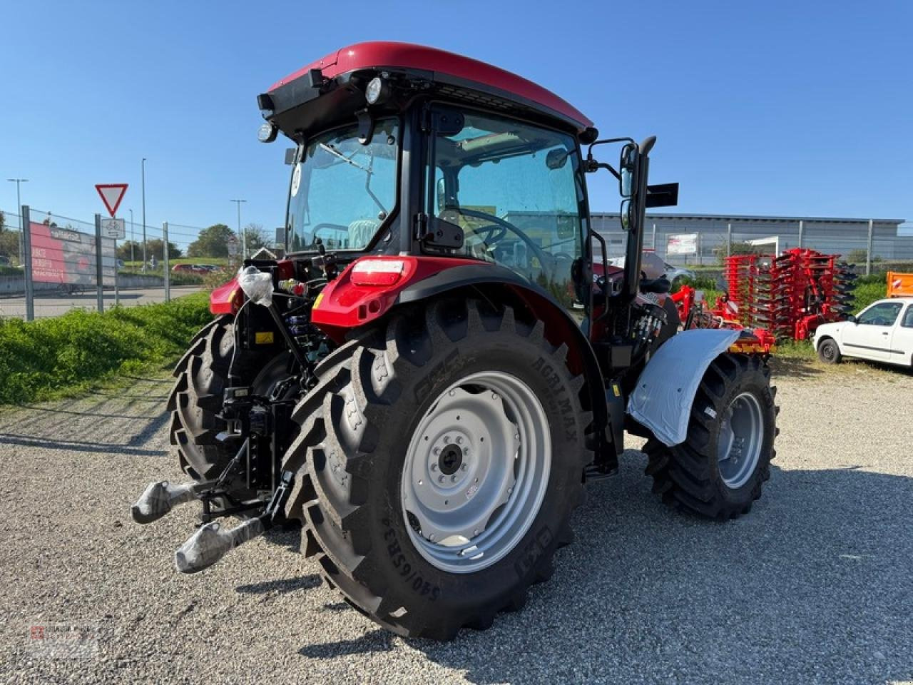 Case IH FARMALLC 100 ACTIVE DRIVE - Трактор: фото 4 Case IH FARMALLC 100 ACTIVE DRIVE - Трактор: фото 4