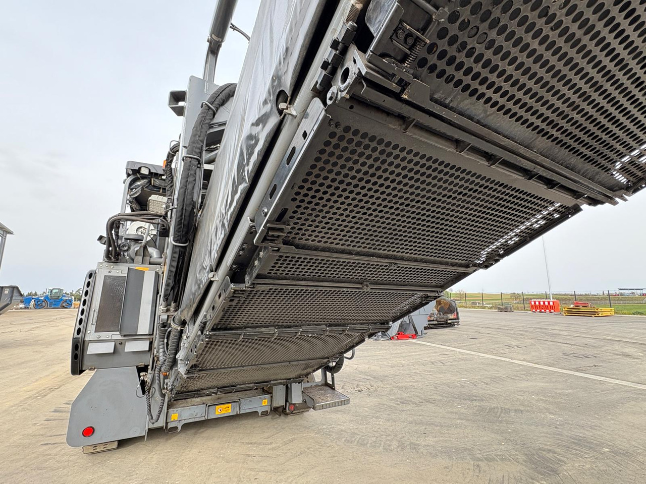 VÖGELE MT 3000-3i OFFSET - Асфальтоукладач: фото 2 VÖGELE MT 3000-3i OFFSET - Асфальтоукладач: фото 2