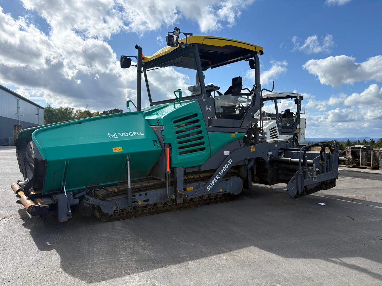 VÖGELE SUPER 1900-3i - Асфальтоукладач: фото 1 VÖGELE SUPER 1900-3i - Асфальтоукладач: фото 1