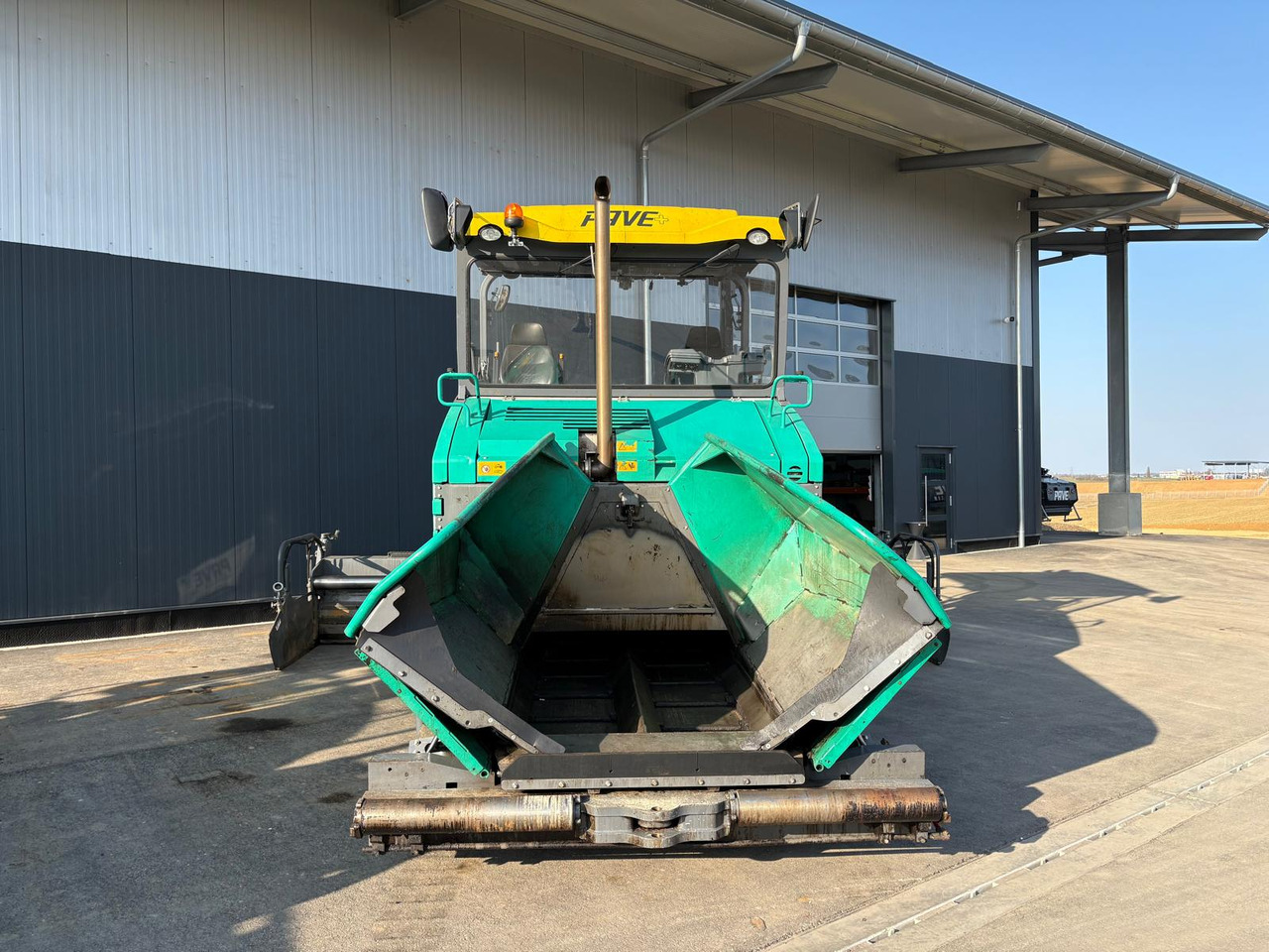 VÖGELE SUPER 2100-3i - Асфальтоукладач: фото 3 VÖGELE SUPER 2100-3i - Асфальтоукладач: фото 3