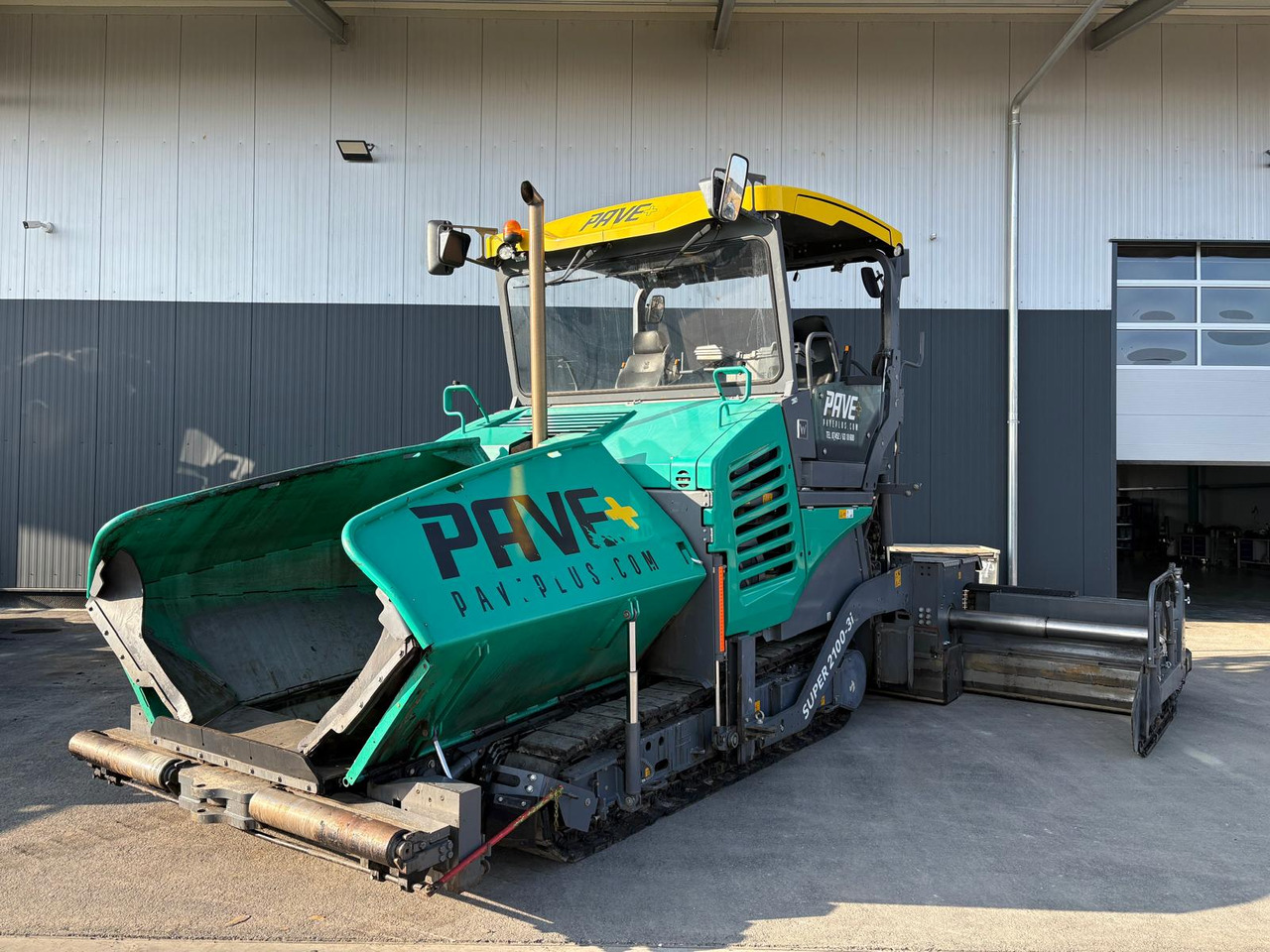 VÖGELE SUPER 2100-3i - Асфальтоукладач: фото 2 VÖGELE SUPER 2100-3i - Асфальтоукладач: фото 2