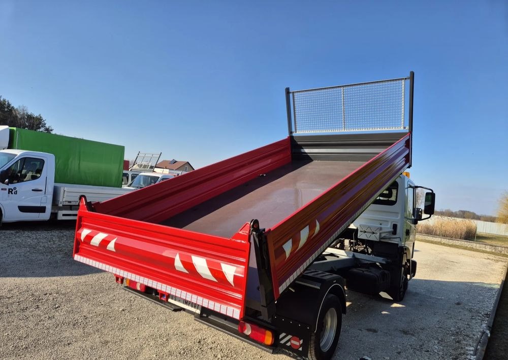 Nissan Atleon 56.13 3.0 130KM - Малотоннажний самоскид: фото 4 Nissan Atleon 56.13 3.0 130KM - Малотоннажний самоскид: фото 4