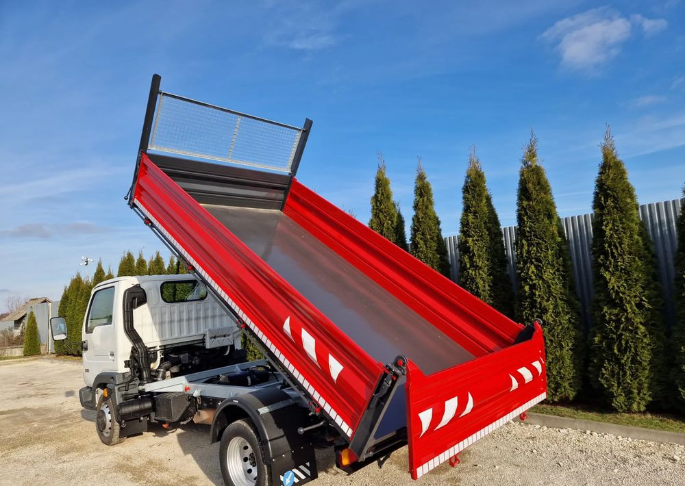 Nissan Cabstar 3.0 - Малотоннажний самоскид: фото 3 Nissan Cabstar 3.0 - Малотоннажний самоскид: фото 3