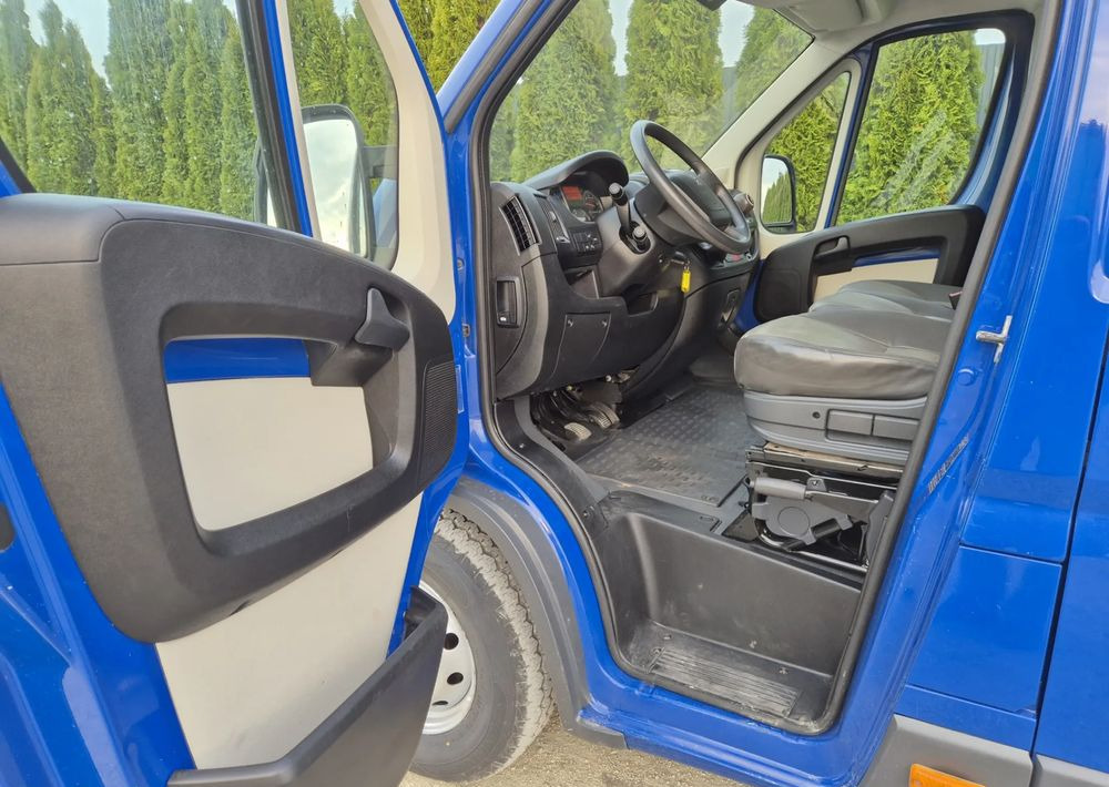 Peugeot Boxer 2.2 150KM brygadówka Maxi wzmocniony koła 16 cali Dubel - Вантажопасажирський фургон: фото 5 Peugeot Boxer 2.2 150KM brygadówka Maxi wzmocniony koła 16 cali Dubel - Вантажопасажирський фургон: фото 5