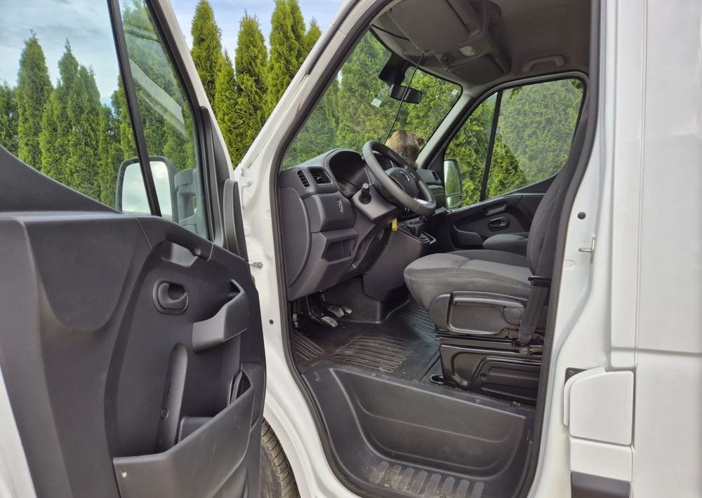 Renault 2.3 Plandeka Burto-Firanka 10 palet - Легка бортова вантажівка: фото 5 Renault 2.3 Plandeka Burto-Firanka 10 palet - Легка бортова вантажівка: фото 5