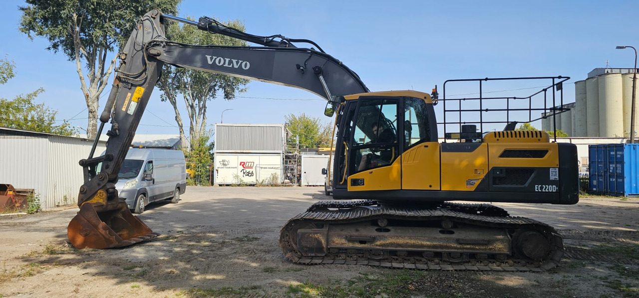 VOLVO EC220DL - Гусеничний екскаватор: фото 2 VOLVO EC220DL - Гусеничний екскаватор: фото 2