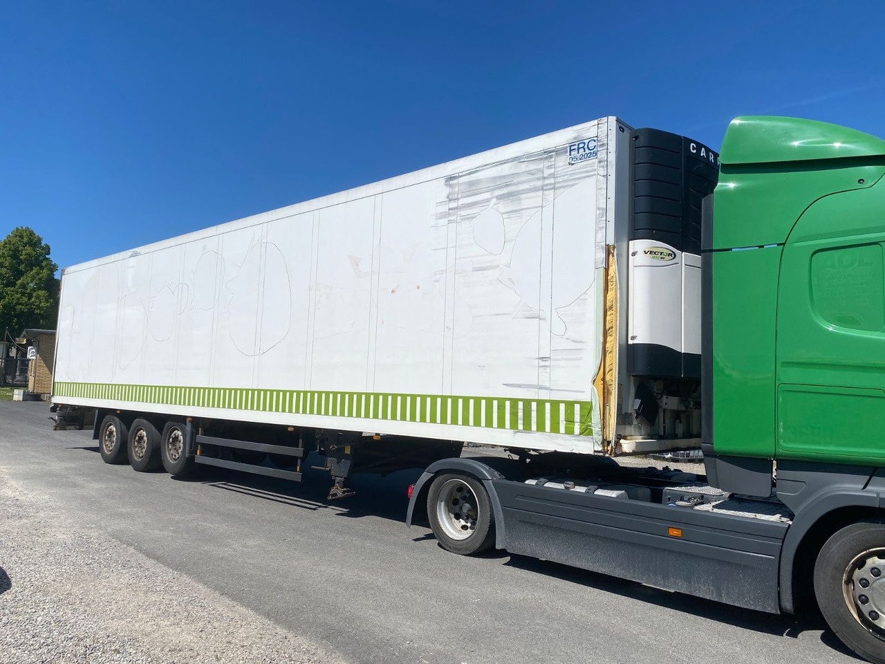Schmitz Cargobull Carrier 1850 MT/ Doppelstock/Trennwand/ 2,75 m - Рефрижератор напівпричіп: фото 1 Schmitz Cargobull Carrier 1850 MT/ Doppelstock/Trennwand/ 2,75 m - Рефрижератор напівпричіп: фото 1