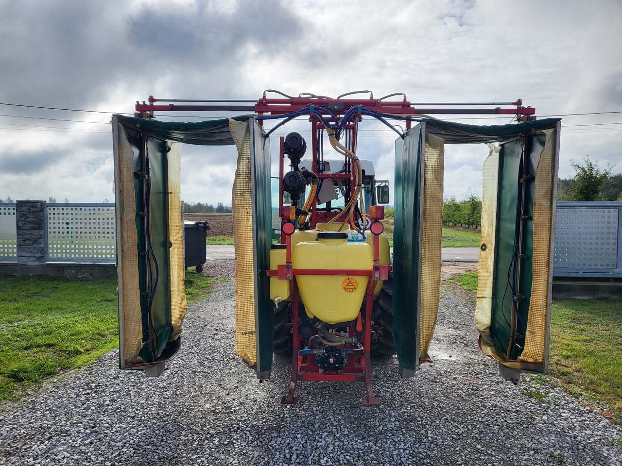 LiPCO T5G A2 Tunelspritze opryskiwacz tunelowy - Обприскувач навісний: фото 1 LiPCO T5G A2 Tunelspritze opryskiwacz tunelowy - Обприскувач навісний: фото 1