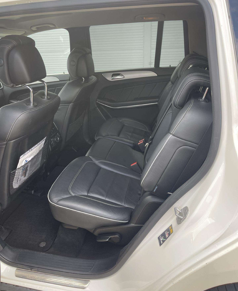 Позашляховик Mercedes-Benz GL350: фото 6 Позашляховик Mercedes-Benz GL350: фото 6