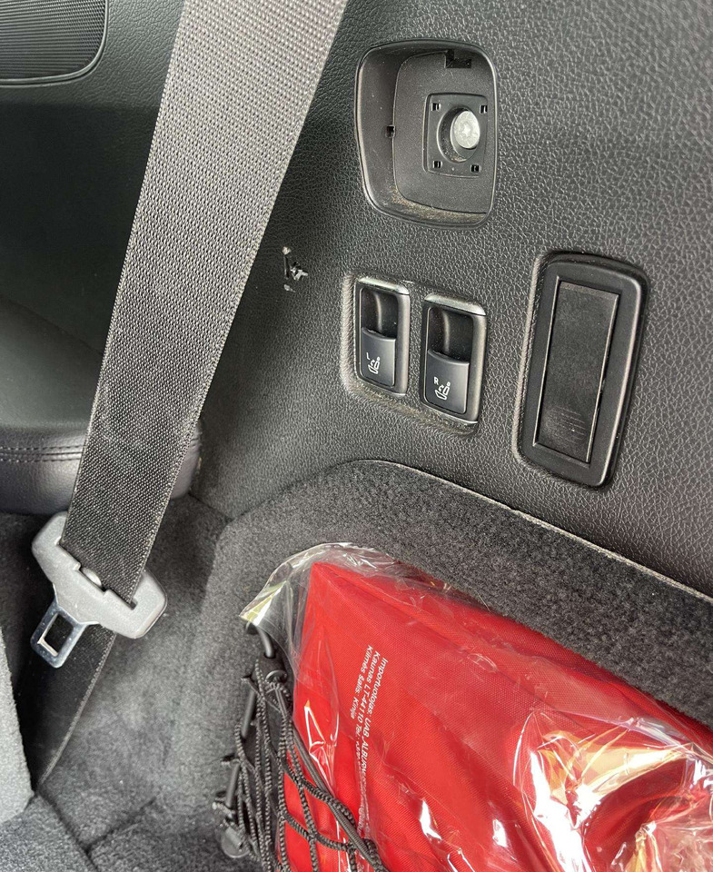 Позашляховик Mercedes-Benz GL350: фото 16 Позашляховик Mercedes-Benz GL350: фото 16