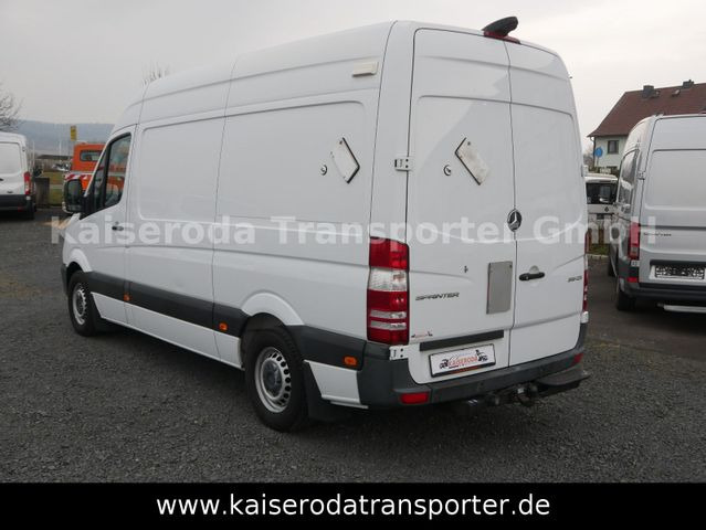 Mercedes-Benz Sprinter 319 3,0 V6 Klima 3,5t AHK Standheizung - Суцільнометалевий фургон: фото 3 Mercedes-Benz Sprinter 319 3,0 V6 Klima 3,5t AHK Standheizung - Суцільнометалевий фургон: фото 3