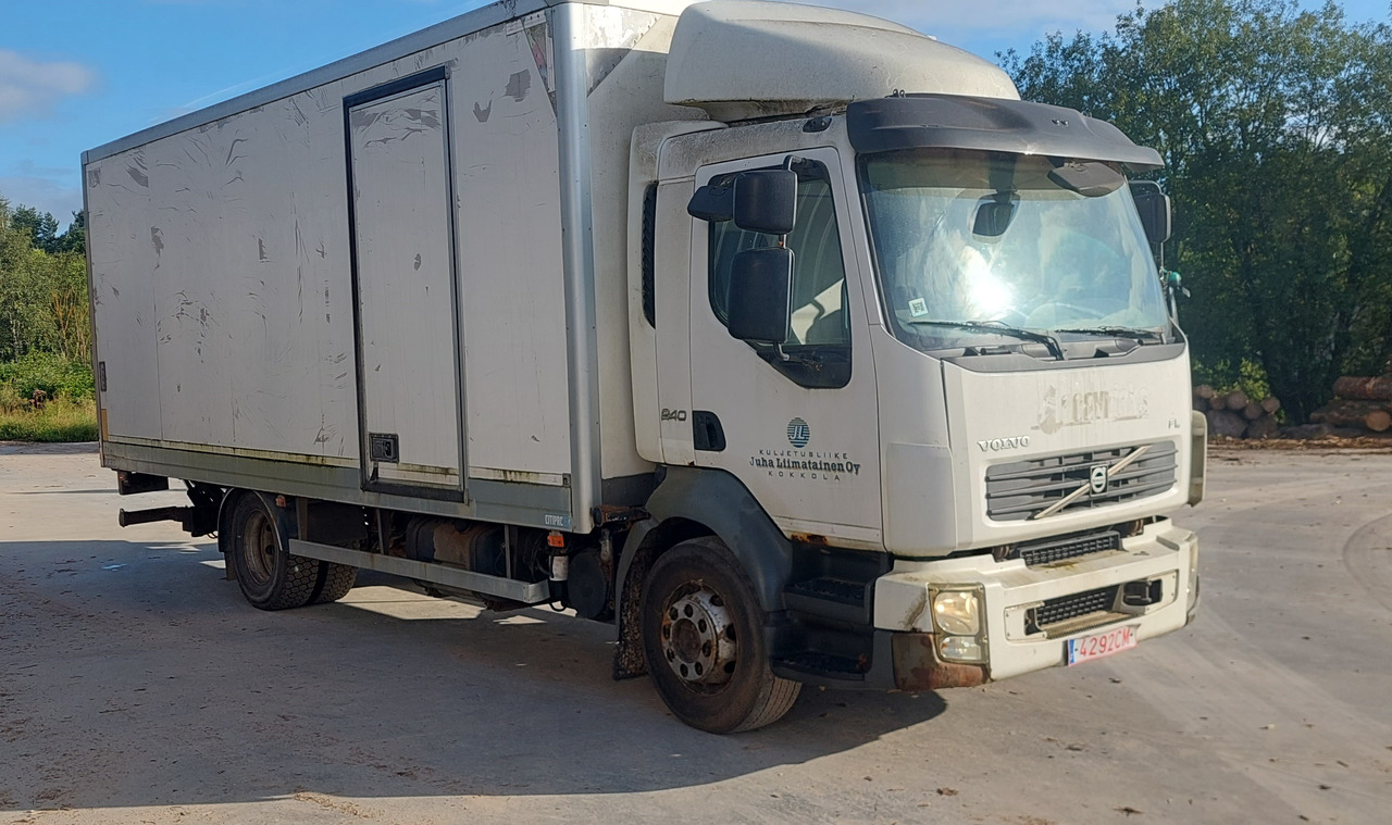 VOLVO FL240 - Вантажівка з закритим кузовом: фото 5 VOLVO FL240 - Вантажівка з закритим кузовом: фото 5