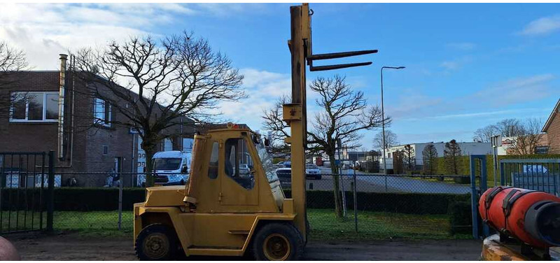 Caterpillar 7 ton - Дизельний навантажувач: фото 1 Caterpillar 7 ton - Дизельний навантажувач: фото 1