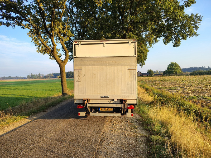 Ford Transit - Суцільнометалевий фургон: фото 5 Ford Transit - Суцільнометалевий фургон: фото 5