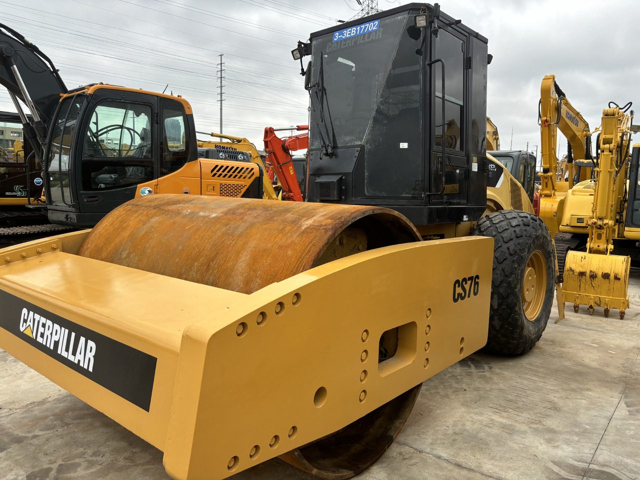 CATERPILLAR CS76 road roller Road construction - Дорожній каток: фото 2 CATERPILLAR CS76 road roller Road construction - Дорожній каток: фото 2