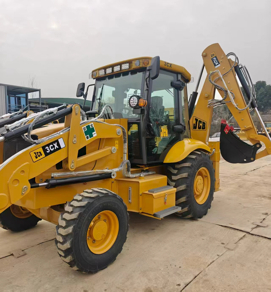 JCB 3CX - Екскаватор-навантажувач: фото 2 JCB 3CX - Екскаватор-навантажувач: фото 2