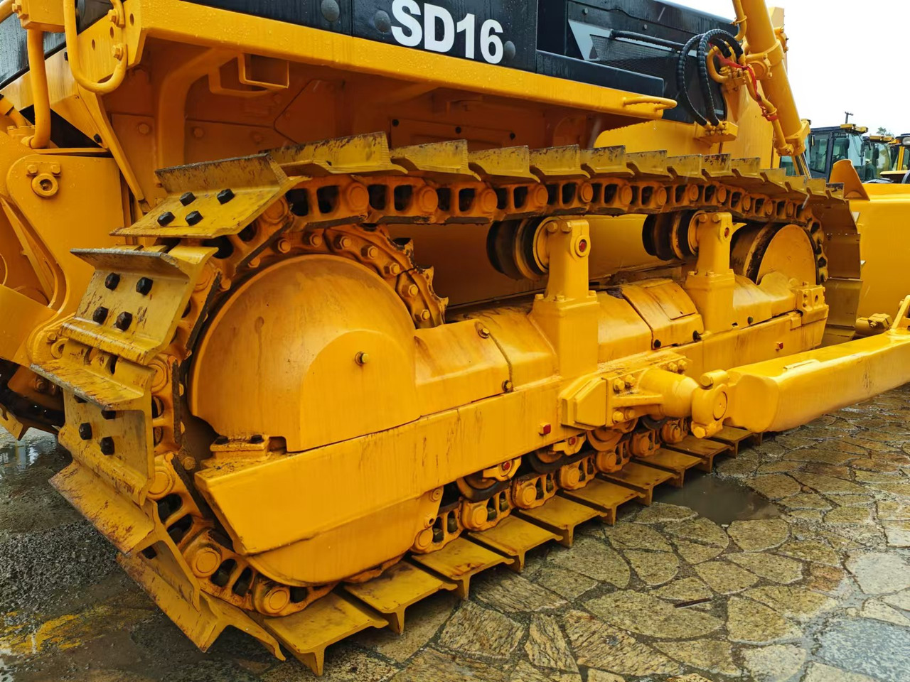 SHANTUI sd16 bullldozer made in china low price for sale - Бульдозер: фото 4 SHANTUI sd16 bullldozer made in china low price for sale - Бульдозер: фото 4