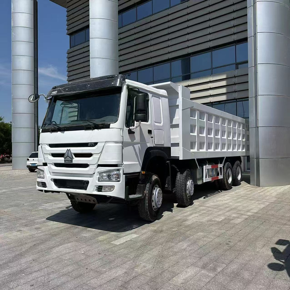 SINOTRUK howo 8x4 dump truck 371 375 420 430 Customizable - Самоскид вантажівка: фото 1 SINOTRUK howo 8x4 dump truck 371 375 420 430 Customizable - Самоскид вантажівка: фото 1