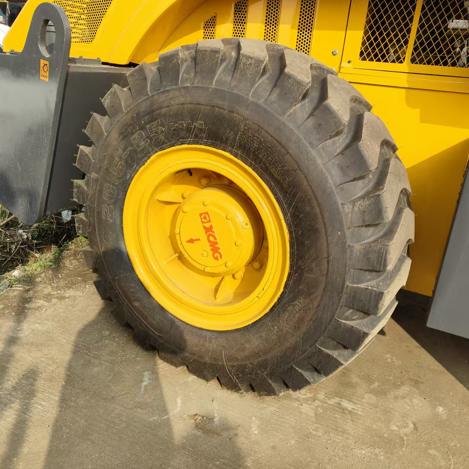 XCMG XS223J used road roller low hours factory price - Дорожній каток: фото 5 XCMG XS223J used road roller low hours factory price - Дорожній каток: фото 5