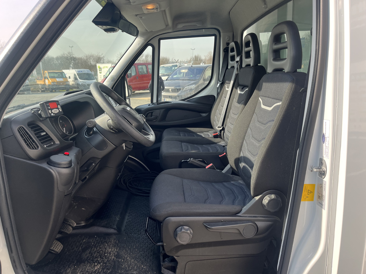 IVECO DAILY 35S14 FRIGORIFIQUE FRCX - Фургон-рефрижератор: фото 5 IVECO DAILY 35S14 FRIGORIFIQUE FRCX - Фургон-рефрижератор: фото 5