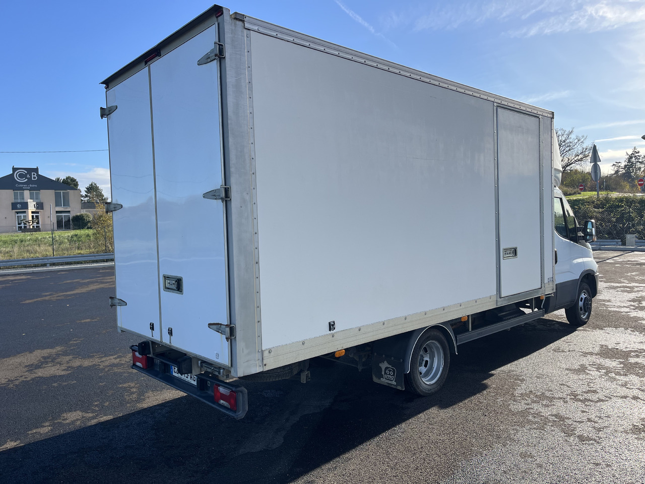 IVECO DAILY - Фургон з закритим кузовом: фото 3 IVECO DAILY - Фургон з закритим кузовом: фото 3