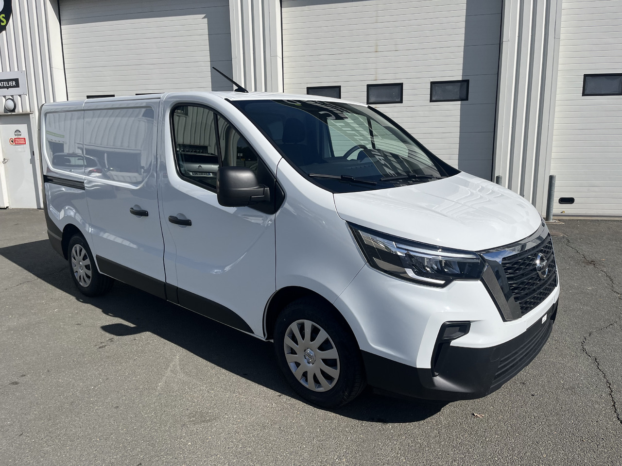 NISSAN Primastar NV300 2.0DCI130 Acenta L1H1 - Суцільнометалевий фургон: фото 1 NISSAN Primastar NV300 2.0DCI130 Acenta L1H1 - Суцільнометалевий фургон: фото 1