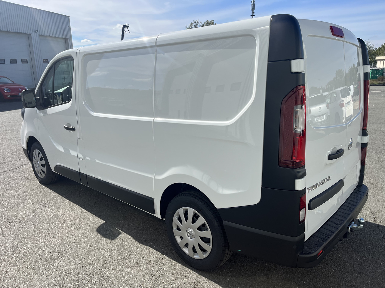NISSAN Primastar NV300 2.0DCI130 Acenta L1H1 - Суцільнометалевий фургон: фото 3 NISSAN Primastar NV300 2.0DCI130 Acenta L1H1 - Суцільнометалевий фургон: фото 3