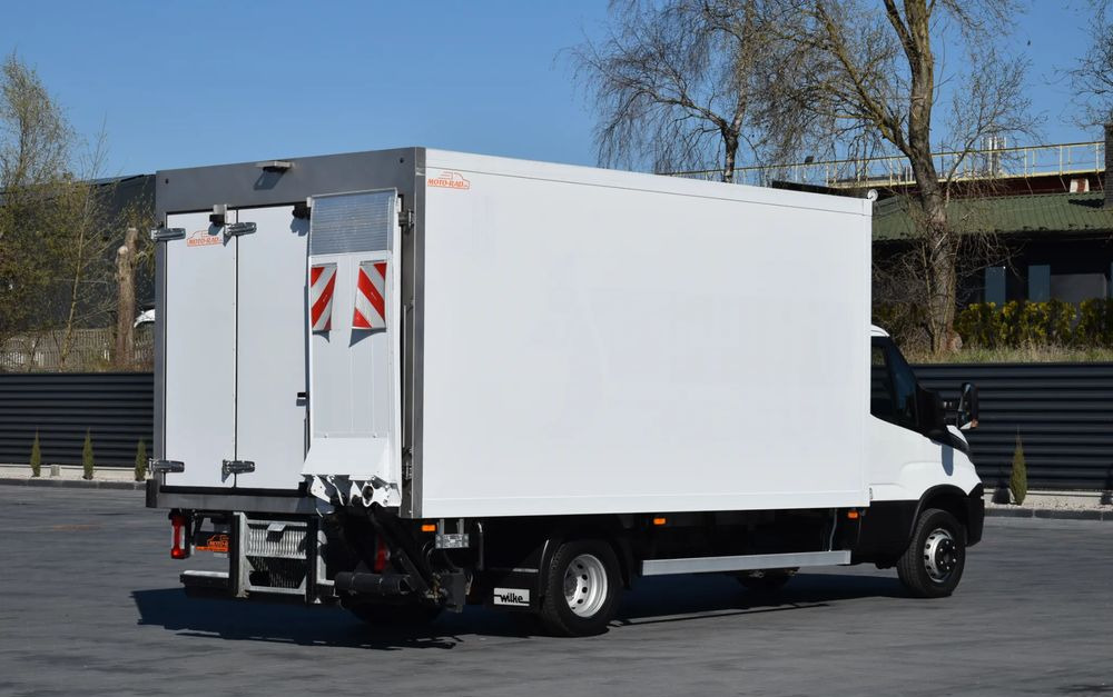 Iveco DAILY 70C18 / 3.0 - 180 KM / AUTOMAT HI-MATIC / 3 OSOBY / CHŁODNIA - MROŹNIA 4,55 M / AGREGAD FRIGOBLOCK / WINDA SORENSEN / KLIMA / TEMPOMAT / KAMERA COFANIA / REGULOWANE ZAWIESZENIE / SERWISOWA - Рефрижератор вантажівка: фото 5 Iveco DAILY 70C18 / 3.0 - 180 KM / AUTOMAT HI-MATIC / 3 OSOBY / CHŁODNIA - MROŹNIA 4,55 M / AGREGAD FRIGOBLOCK / WINDA SORENSEN / KLIMA / TEMPOMAT / KAMERA COFANIA / REGULOWANE ZAWIESZENIE / SERWISOWA - Рефрижератор вантажівка: фото 5