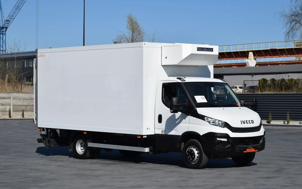 Iveco DAILY 70C18 / 3.0 - 180 KM / AUTOMAT HI-MATIC / 3 OSOBY / CHŁODNIA - MROŹNIA 4,55 M / AGREGAD FRIGOBLOCK / WINDA SORENSEN / KLIMA / TEMPOMAT / KAMERA COFANIA / REGULOWANE ZAWIESZENIE / SERWISOWA - Рефрижератор вантажівка: фото 3 Iveco DAILY 70C18 / 3.0 - 180 KM / AUTOMAT HI-MATIC / 3 OSOBY / CHŁODNIA - MROŹNIA 4,55 M / AGREGAD FRIGOBLOCK / WINDA SORENSEN / KLIMA / TEMPOMAT / KAMERA COFANIA / REGULOWANE ZAWIESZENIE / SERWISOWA - Рефрижератор вантажівка: фото 3