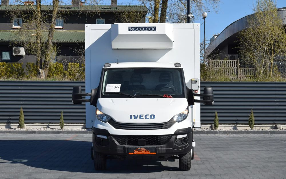 Iveco DAILY 70C18 / 3.0 - 180 KM / AUTOMAT HI-MATIC / 3 OSOBY / CHŁODNIA - MROŹNIA 4,55 M / AGREGAD FRIGOBLOCK / WINDA SORENSEN / KLIMA / TEMPOMAT / KAMERA COFANIA / REGULOWANE ZAWIESZENIE / SERWISOWA - Рефрижератор вантажівка: фото 2 Iveco DAILY 70C18 / 3.0 - 180 KM / AUTOMAT HI-MATIC / 3 OSOBY / CHŁODNIA - MROŹNIA 4,55 M / AGREGAD FRIGOBLOCK / WINDA SORENSEN / KLIMA / TEMPOMAT / KAMERA COFANIA / REGULOWANE ZAWIESZENIE / SERWISOWA - Рефрижератор вантажівка: фото 2