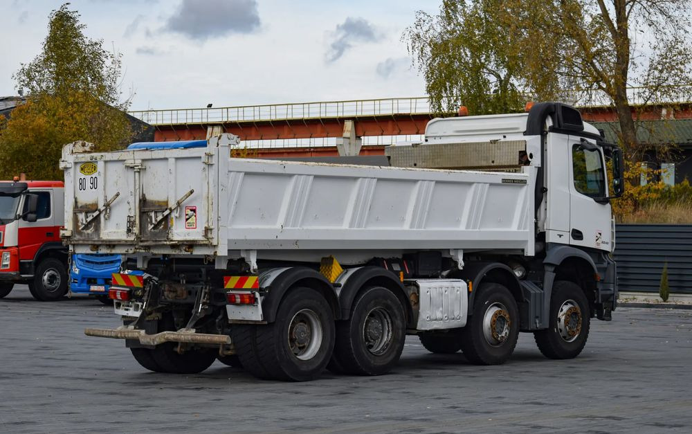 Mercedes-Benz AROCS 3243 / 8x4 / EURO 6 / WYWROTKA / MELLER KIPPER / HYDROBURTA / AUTOMAT / SERWISOWANY / SPROWADZONY - Самоскид вантажівка: фото 5 Mercedes-Benz AROCS 3243 / 8x4 / EURO 6 / WYWROTKA / MELLER KIPPER / HYDROBURTA / AUTOMAT / SERWISOWANY / SPROWADZONY - Самоскид вантажівка: фото 5