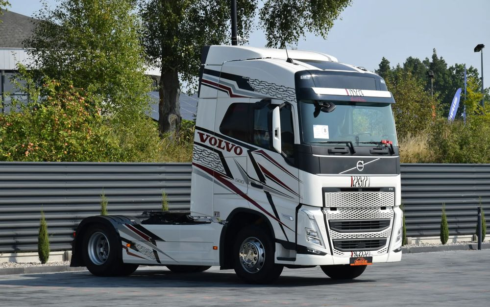 Volvo FH500 / EURO 6 / NOWY MODEL / KLIMATYZACJA POSTOJOWA / ACC / LEDY / 2 ZBIORNIKI PALIWA / FULL SPILERY / 2022 / SERWISOWANY / SPROWADZONY - Тягач: фото 3 Volvo FH500 / EURO 6 / NOWY MODEL / KLIMATYZACJA POSTOJOWA / ACC / LEDY / 2 ZBIORNIKI PALIWA / FULL SPILERY / 2022 / SERWISOWANY / SPROWADZONY - Тягач: фото 3