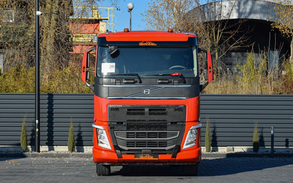 Volvo FH500 / NISKA KABINA / HYDRAULIKA / EURO 6 / ACC / LEDY / ALUFELGI / SERWISOWANY / SPROWADZONY - Тягач: фото 2 Volvo FH500 / NISKA KABINA / HYDRAULIKA / EURO 6 / ACC / LEDY / ALUFELGI / SERWISOWANY / SPROWADZONY - Тягач: фото 2