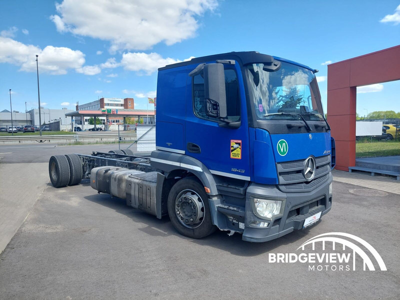 Mercedes-Benz Actros 1843 - Вантажівка шасі: фото 3 Mercedes-Benz Actros 1843 - Вантажівка шасі: фото 3