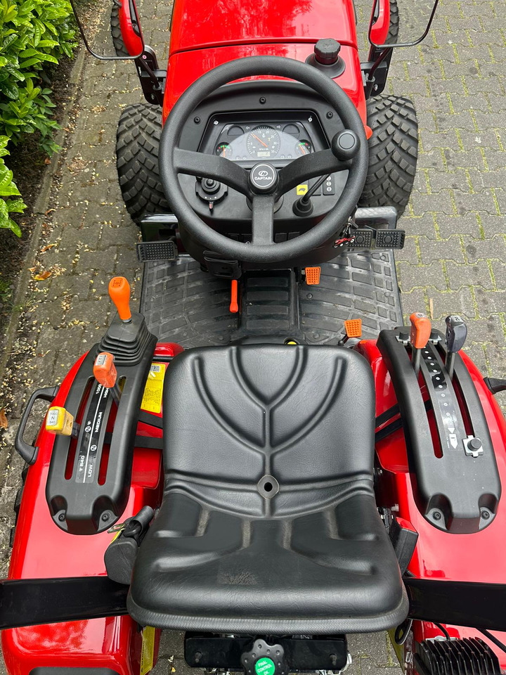 Captain Captain D223 - Мінітрактор: фото 2 Captain Captain D223 - Мінітрактор: фото 2