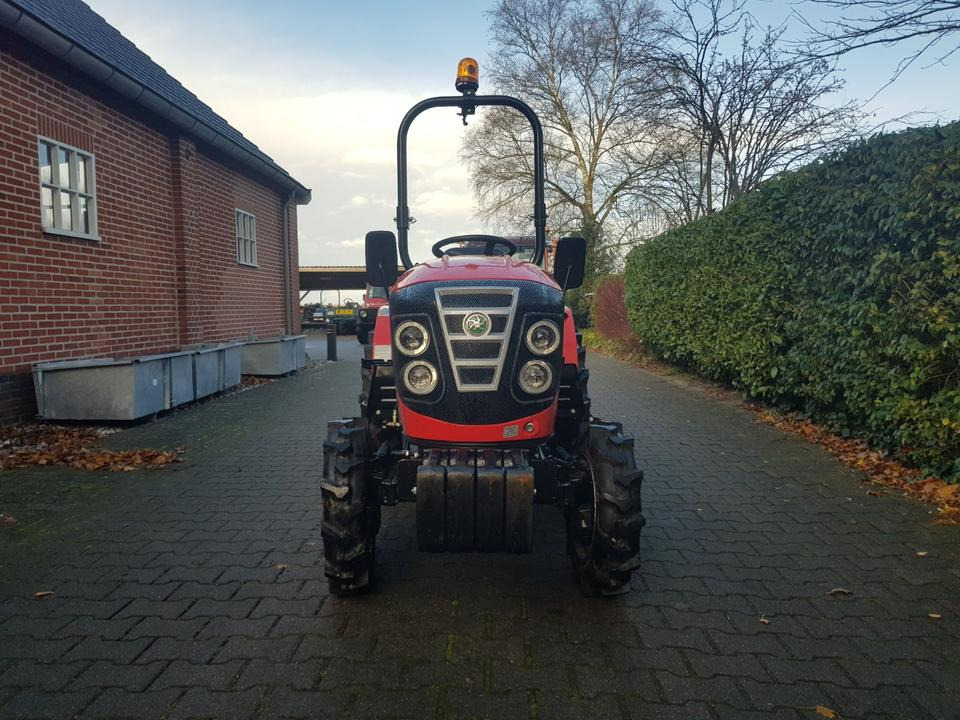 Kleintraktor Fieldtrac 918 mit Schlegelmäher - Мінітрактор: фото 4 Kleintraktor Fieldtrac 918 mit Schlegelmäher - Мінітрактор: фото 4