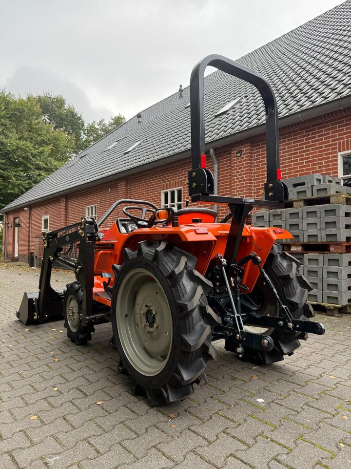 Kleintraktor Kubota B1-17 mit Frontlader ab 125 € pro Monat. - Мінітрактор: фото 3 Kleintraktor Kubota B1-17 mit Frontlader ab 125 € pro Monat. - Мінітрактор: фото 3