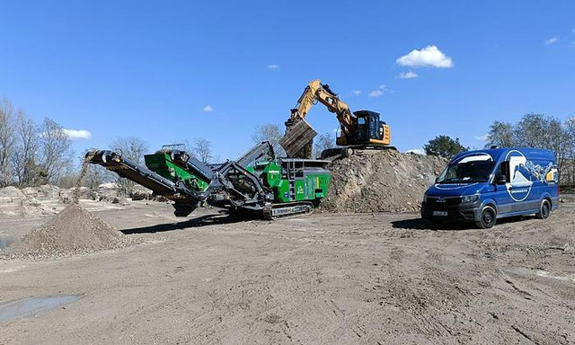 MCCLOSKEY J3C - Щокова дробарка: фото 1 MCCLOSKEY J3C - Щокова дробарка: фото 1